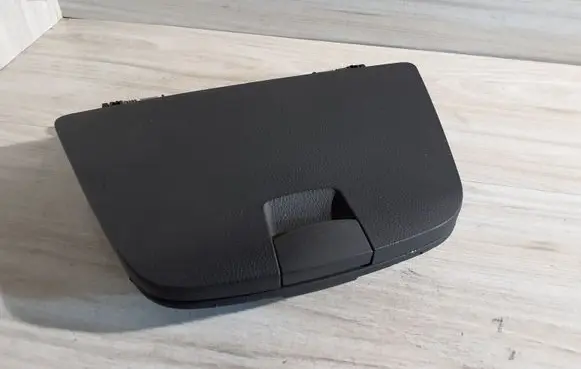 Chevrolet Cruze Glove box 96829287