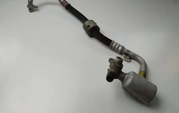 Alfa Romeo Giulietta Air conditioning (A/C) pipe/hose 505220660