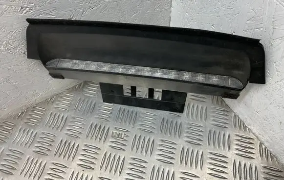 Volvo S60 Third/center stoplight 148316