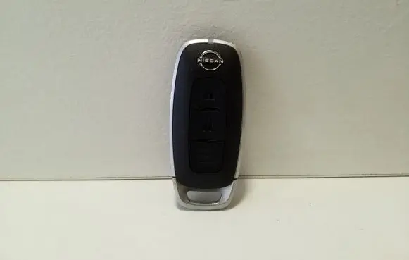 Nissan Qashqai J12 Ignition key/card S180146106