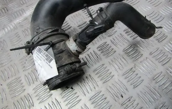 Mazda 6 Air intake hose/pipe SH0113225 SH01-13225
