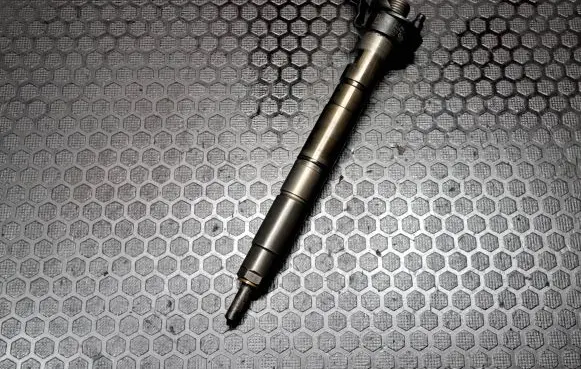 Audi A6 S6 C6 4F Fuel injector 059130 059130277AH