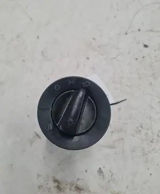 Volkswagen PASSAT B5 Light switch