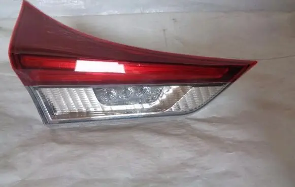 Toyota Auris E180 Tailgate rear/tail lights