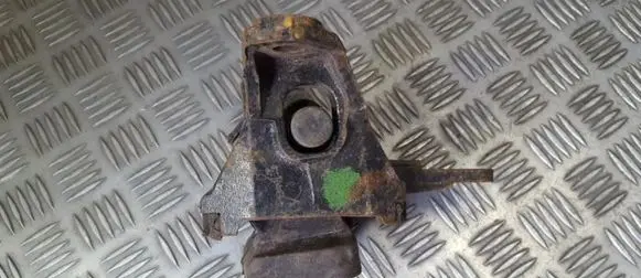 Ford Mondeo MK I Engine mount bracket 93BB6P072AG 93BB-6P072-AG