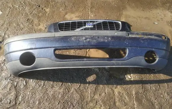 Volvo S60 Front bumper MELYNAS