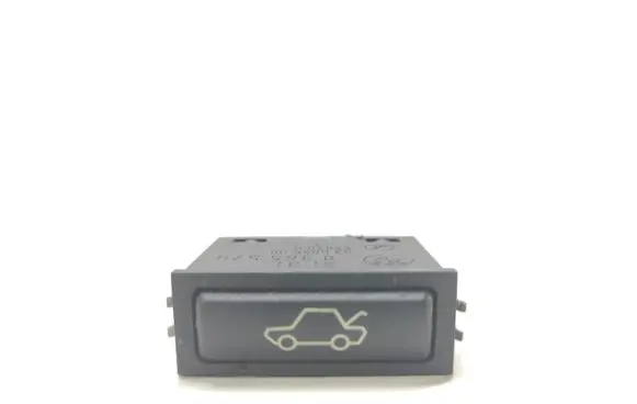 BMW 7 E38 Tailgate opening switch 8365579