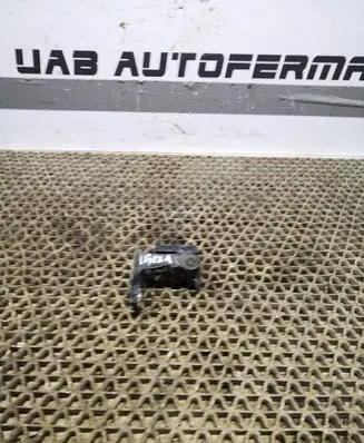 Seat Ibiza IV (6J,6P) Rear door upper hinge 8K0831402F