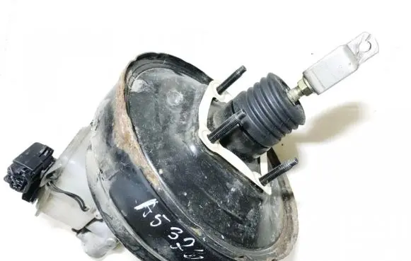 Mazda 323 F Brake booster