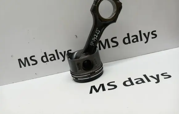 Mercedes-Benz E W211 Piston with connecting rod A6110301017 A6460300117 A6460300917