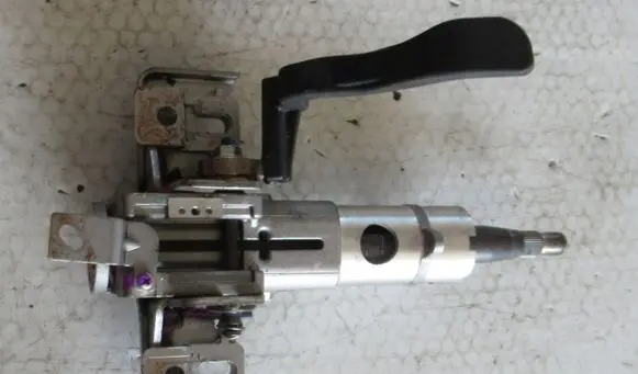 KIA Rio Steering wheel axle