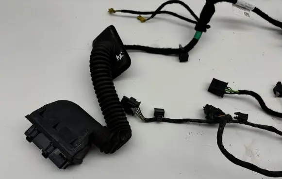 Mercedes-Benz S AMG W222 Rear door wiring loom A2224409408