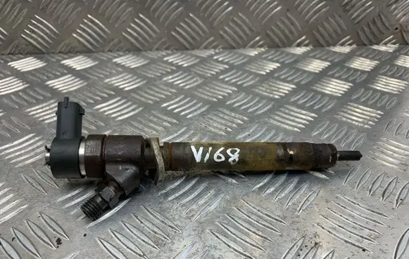 Volvo XC90 Fuel injector 30750283
