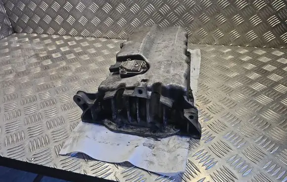 Volkswagen Touran I Oil sump 038103603AG
