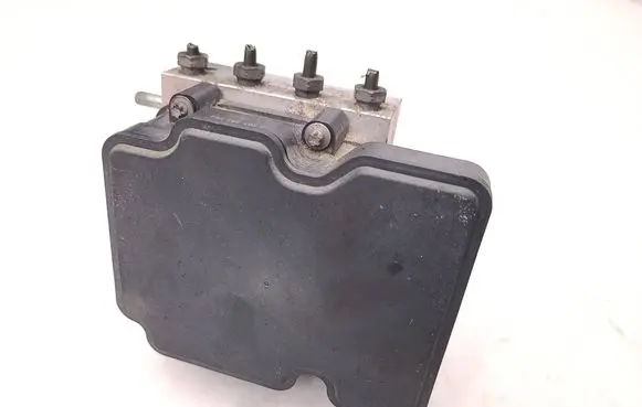 Mercedes-Benz Sprinter W906 ABS Pump A9069008803