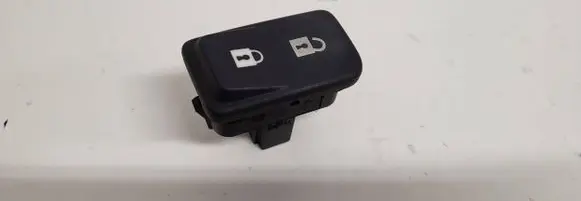 Volvo V50 Central locking switch button 65832