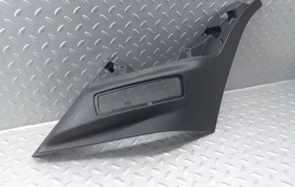 (C) pillar trim