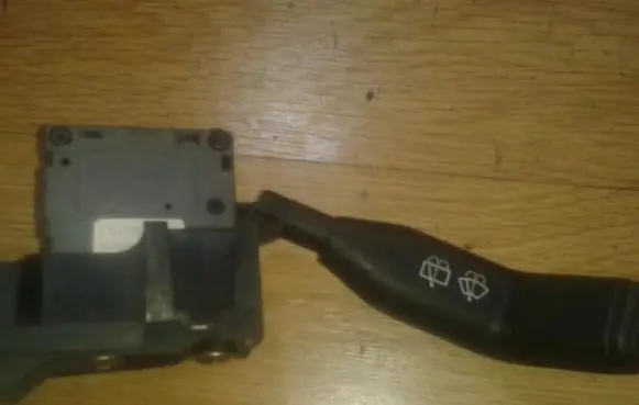 Renault 19 Wiper control stalk 7700826606