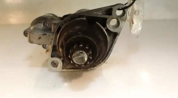Volkswagen Caddy Starter motor S0272