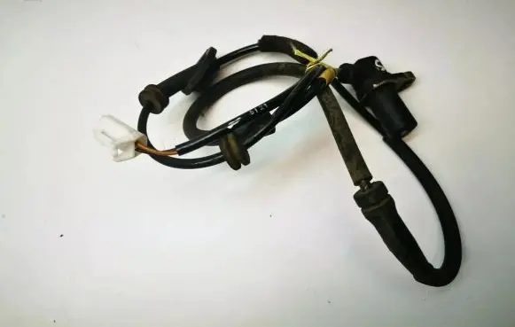 Hyundai Santa Fe ABS rear brake sensor 9566026000