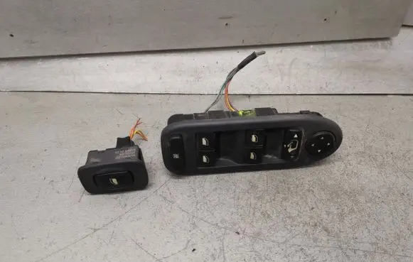 Citroen C5 Electric window control switch 96498423ZF 96326947ZF