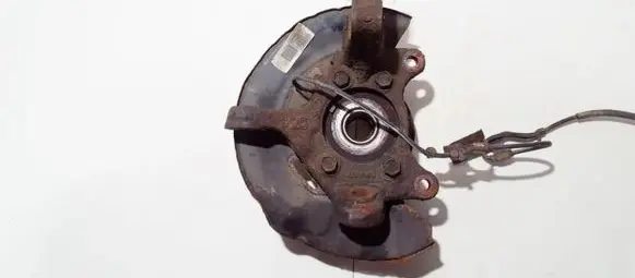 Toyota Auris 150 Front wheel hub