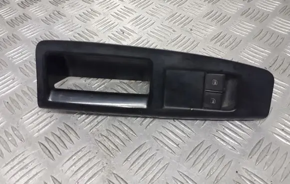 Volkswagen Polo IV 9N3 Electric window control switch 6Q1867171C