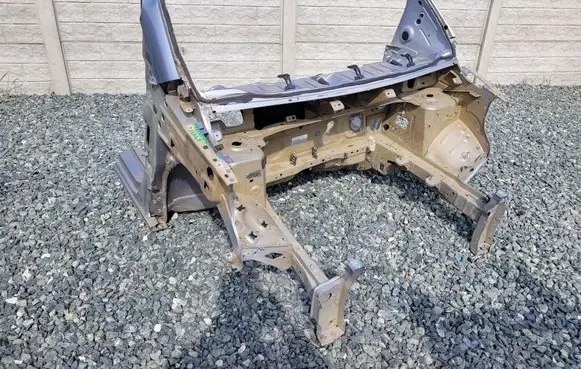 Peugeot Partner Front quarter panel 13348