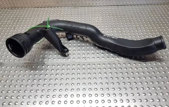 Audi A4 S4 B6 8E 8H Intercooler hose/pipe S26370548 3B0145762C