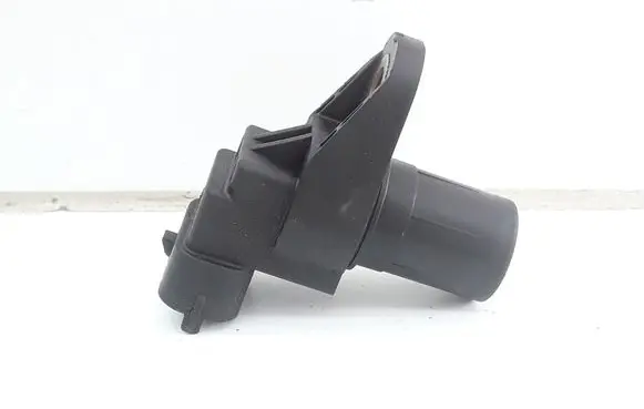 Mercedes-Benz E W211 Crankshaft position sensor A0051531328