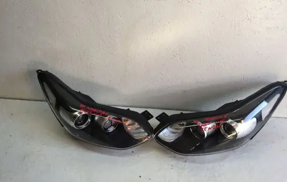 KIA Sportage Headlights/headlamps set 