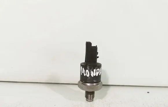 Fuel pressure sensor
