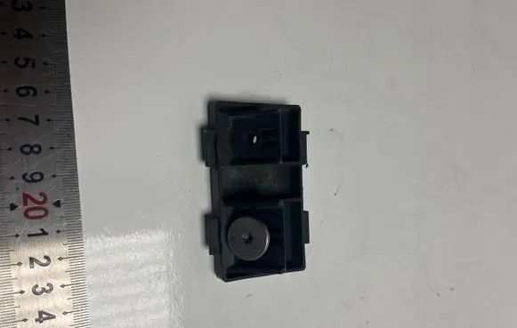 Volkswagen Golf V Fuse module 1K0937540