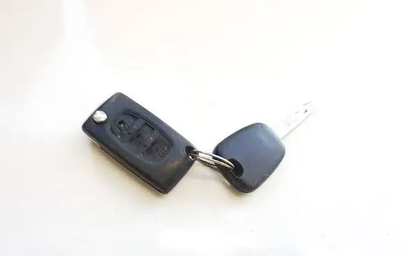 Peugeot 508 Ignition key/card 