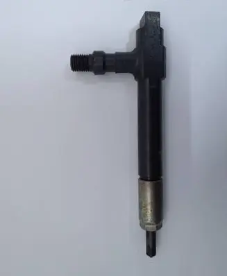 Mazda 626 Fuel injector D7390