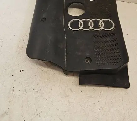 Audi A6 S6 C5 4B Engine cover (trim) 058103724E