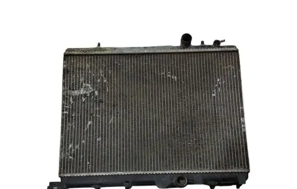 Peugeot 206 Coolant radiator