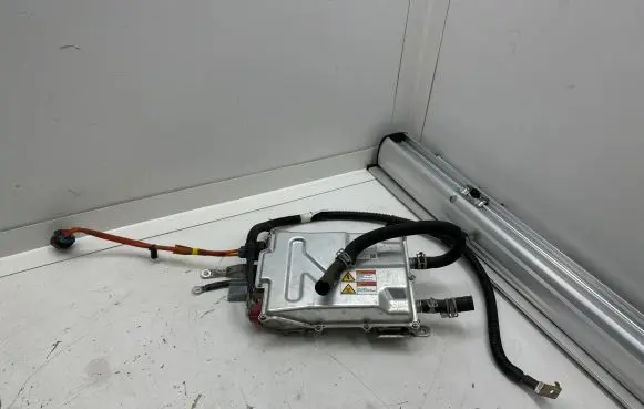Tesla Model X Voltage converter inverter 106098500C 103115900A 108638000A