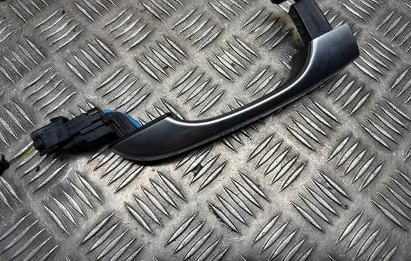 Fiat 500X Front door exterior handle