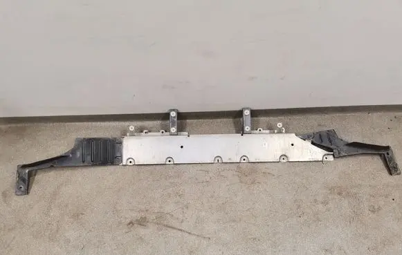 BMW iX Other under body part 8834405