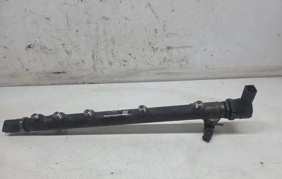 Fuel main line pipe