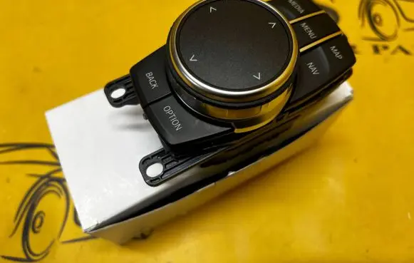 BMW X3 G01 Multifunctional control switch/knob 65825A3B1E2 5A3B1E2