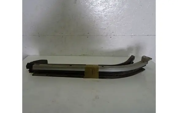 Peugeot Partner Front door hinge set 