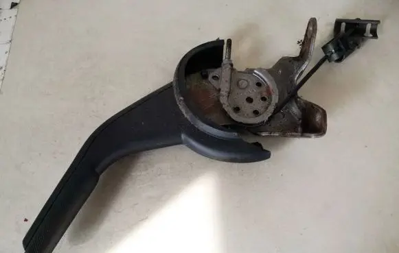 Dodge Caliber Handbrake/parking brake lever assembly