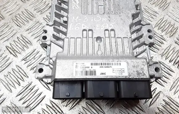 Mazda 3 II Engine control unit/module av6112a650pc
