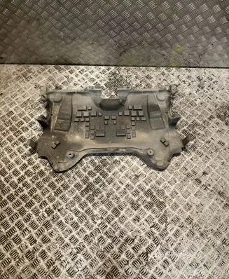 Mercedes-Benz E A207 Engine splash shield/under tray 2045203223 A2045203223