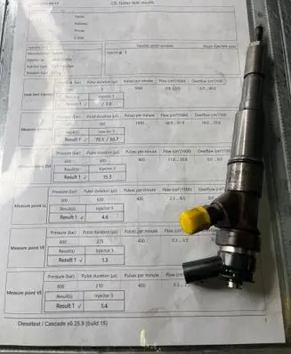 BMW X5 E53 Fuel injector 0445110131 7789661