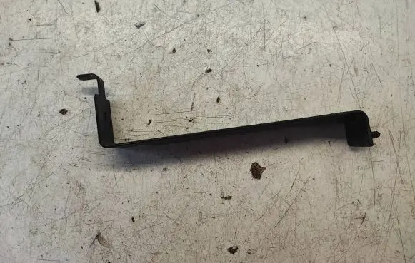 Opel Vivaro Battery bracket 205833297 93450288