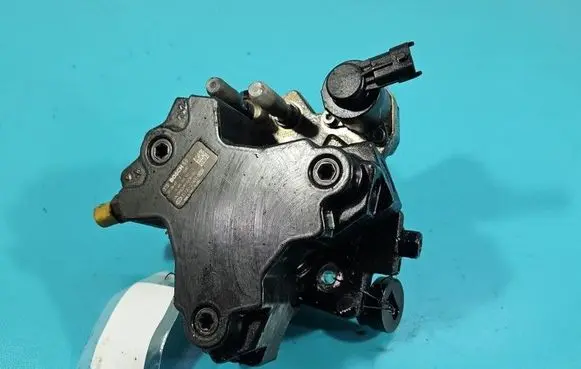 KIA Carens II Fuel injection high pressure pump 0445010121 IMPRK1577746