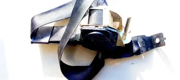 Opel Vectra B Front seatbelt 90585863